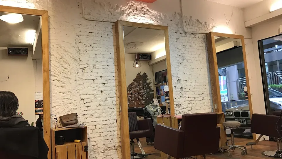 April Hair Salon