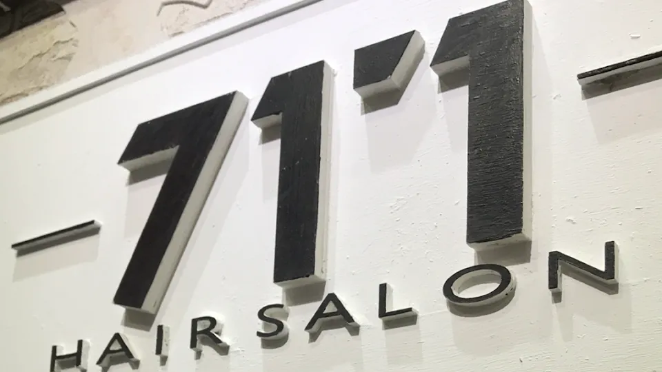 71°1 Hair Salon