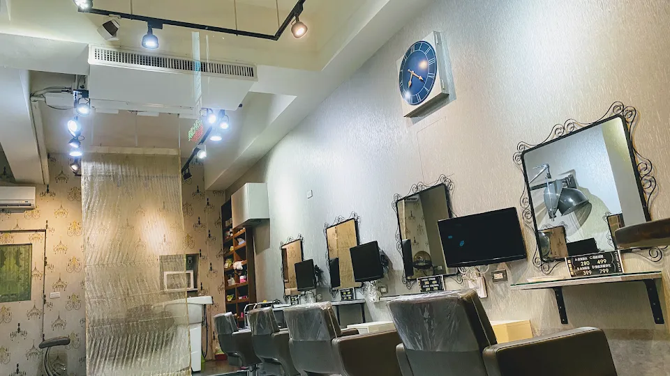 Chop hair salon