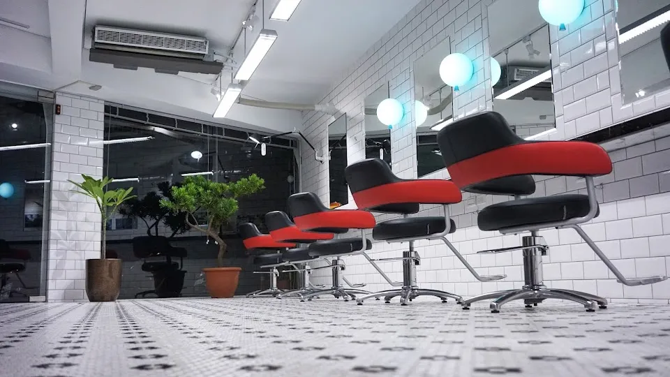 髮妝霓室 Barbershop Hair Salon