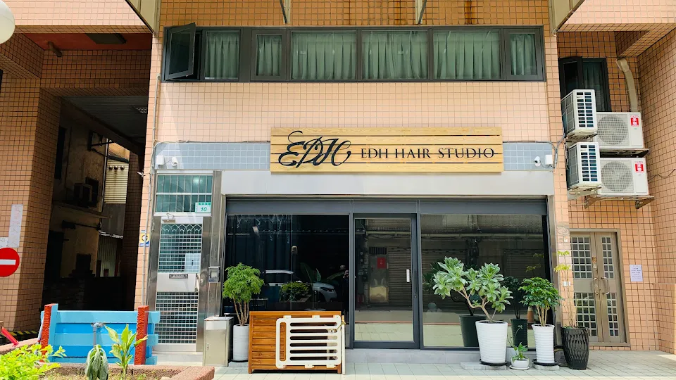 EDH HAIR STUDIO